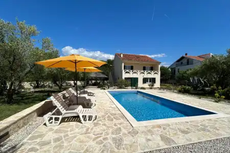 Holiday home Nadalina